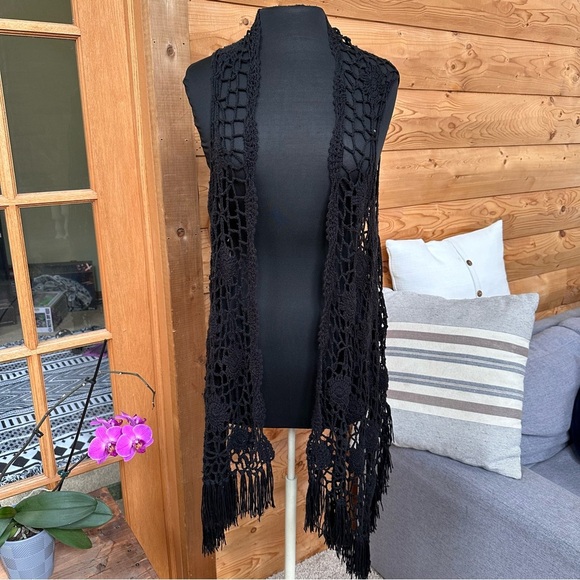 SAY WHAT Black Crochet Fringe Vest Boho Festival Open Knit Layering Duster Sz XS - Picture 5 of 14